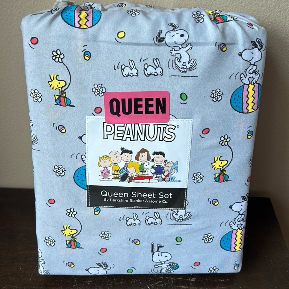 New Peanuts Snoopy Easter Eggs Floral Queen Sheet Set